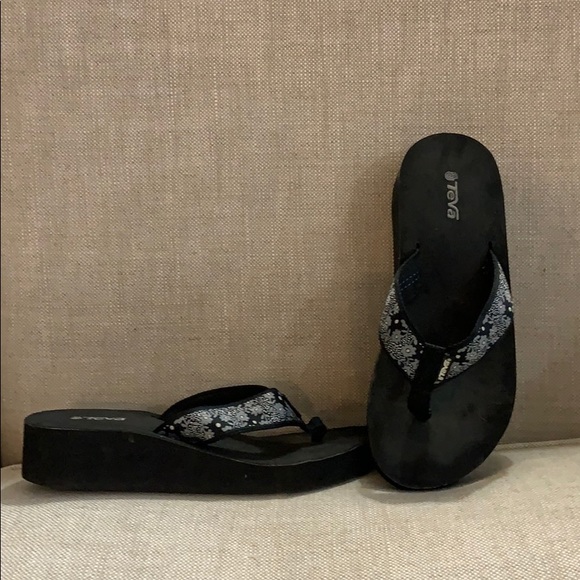Teva Wedge flip flop women's 9 - Picture 2 of 4